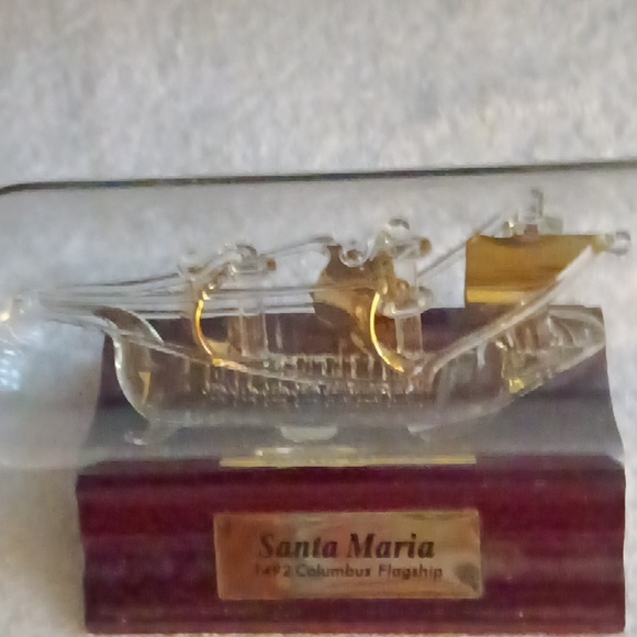 Mayflower Model Glass Ship - Picture 2 of 7
